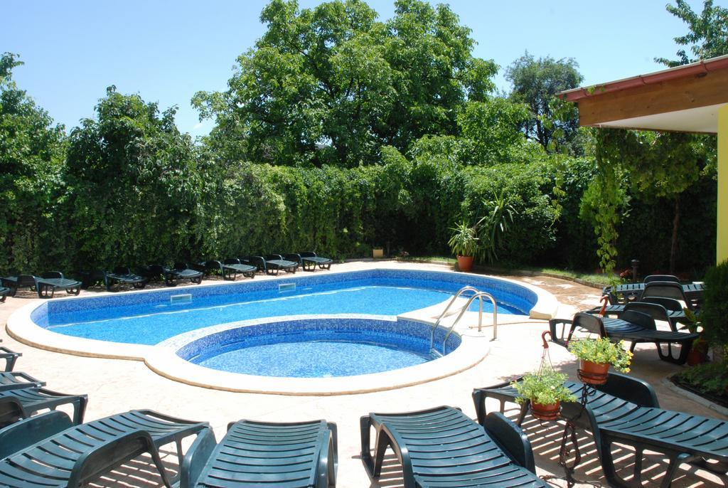 Green Hisar Hotel Family Hisarya Extérieur photo